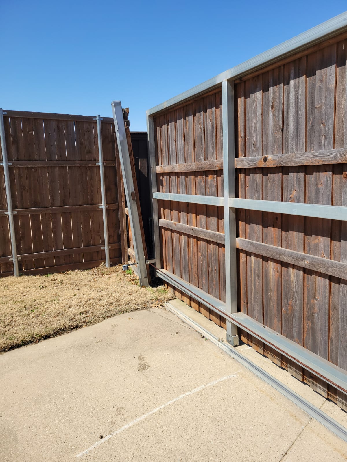 Automatic Gate Repair in Dallas: What You Need to Know